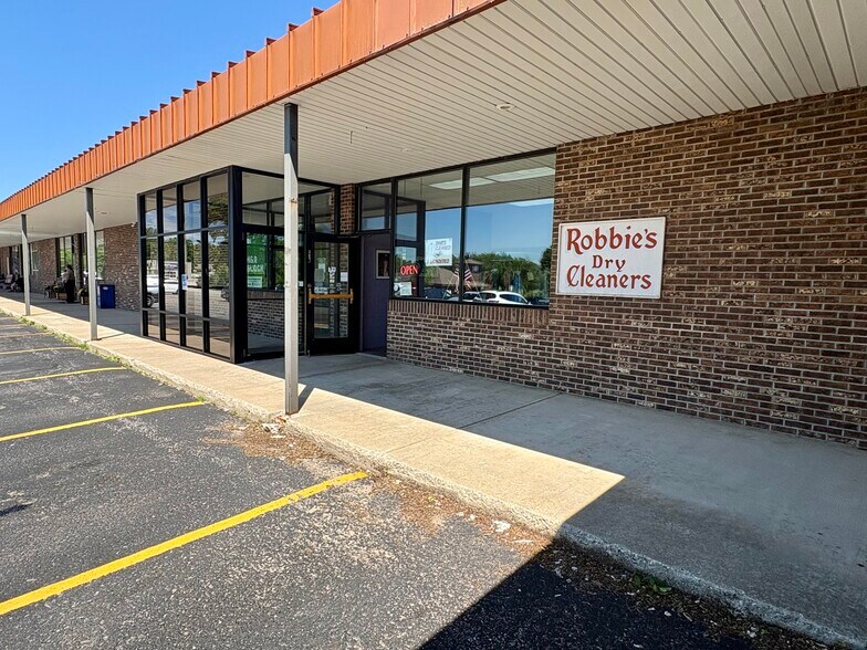 1681 Benzie Hwy, Benzonia, MI for sale - Building Photo - Image 3 of 21