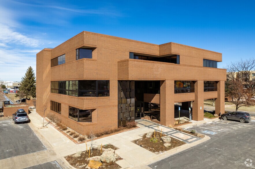 3223 Arapahoe Ave, Boulder, CO à louer - Photo du bâtiment - Image 3 de 38