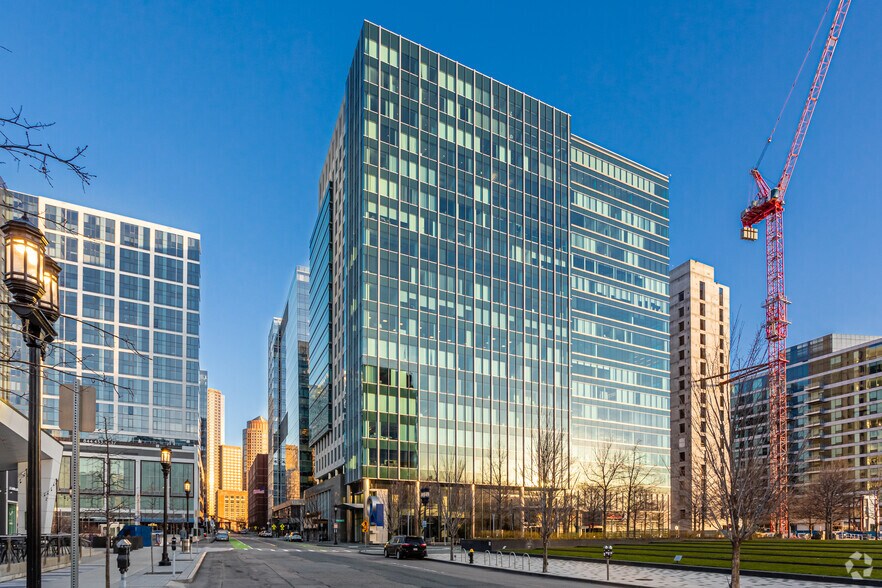 1 Marina Park Dr, Boston, MA for lease - Building Photo - Image 2 of 4