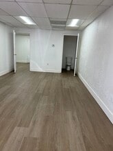 7282-7302 NW 70th St, Miami, FL for lease Interior Photo- Image 1 of 7