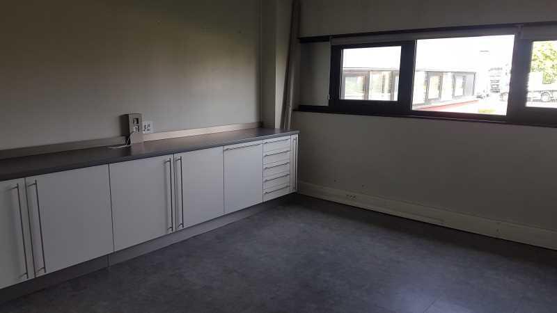 Office in VILLENAVE-D'ORNON for lease - Interior Photo - Image 3 of 10