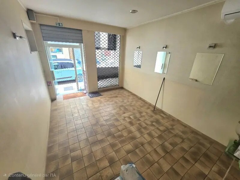 Retail in Nice for sale Interior Photo- Image 1 of 7