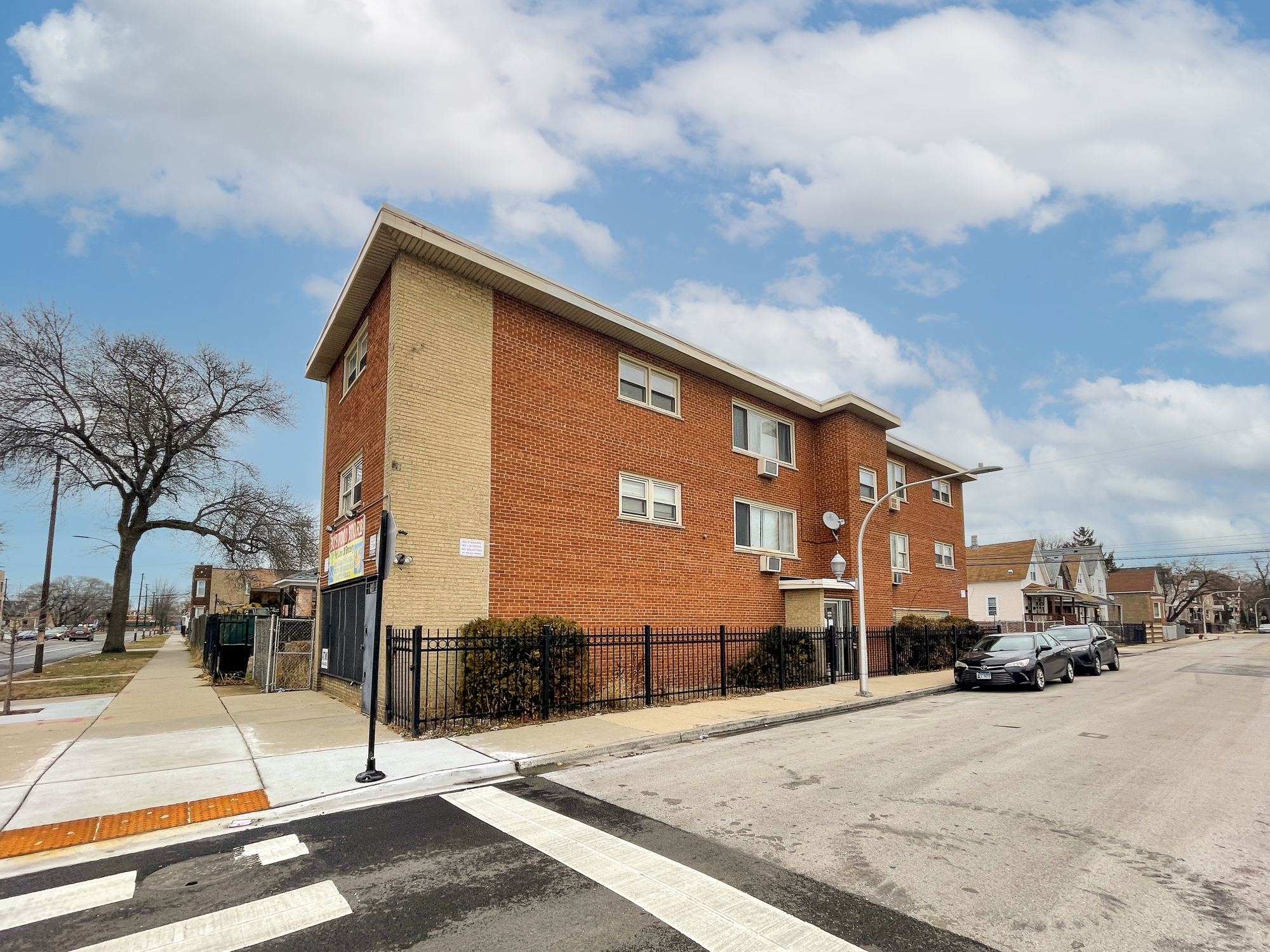 8027 S Exchange Ave, Chicago, IL à vendre Photo du bâtiment- Image 1 de 1