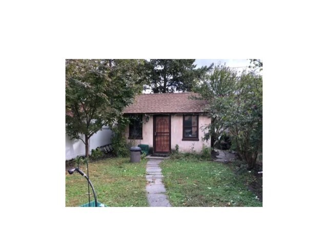 598 Broadway, Bayonne, NJ à vendre - Photo du bâtiment - Image 2 de 3