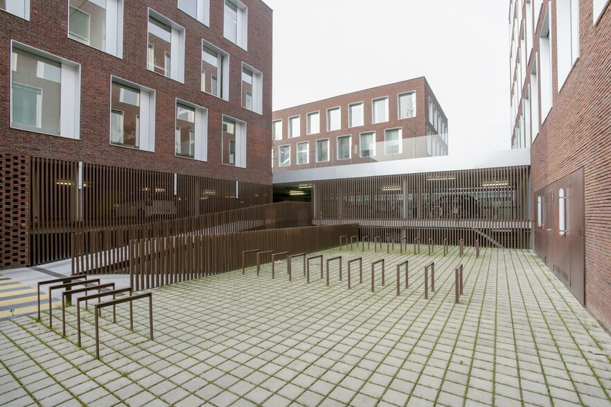 82 Rue Winston Churchill, Lille for lease - Building Photo - Image 3 of 16