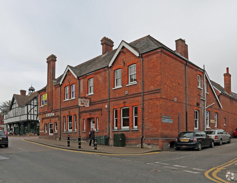 64 High St, Tring à louer - Photo du bâtiment - Image 3 de 7