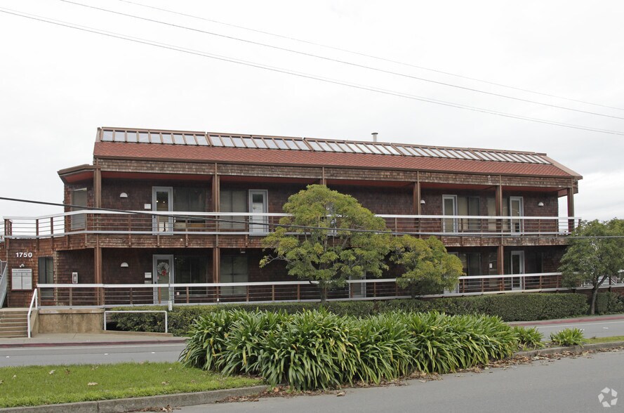 1750 Bridgeway, Sausalito, CA for lease - Building Photo - Image 2 of 12