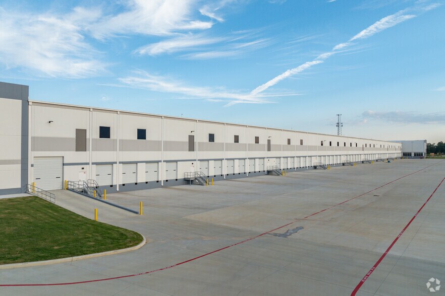 9100 FM 1405, Baytown, TX à vendre - Photo du bâtiment - Image 2 de 3