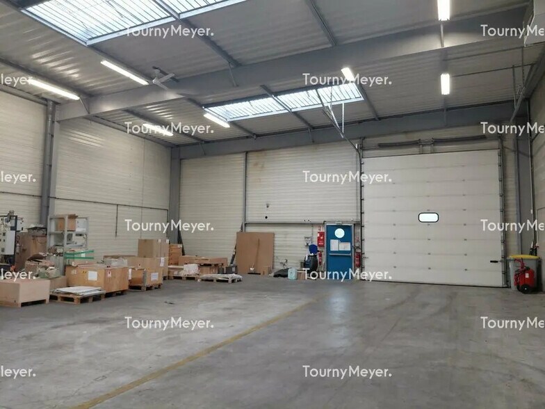 Flex dans La Chapelle-sur-Erdre à louer - Photo du bâtiment - Image 3 de 9