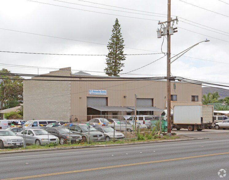 87-166 Farrington Hwy, Waianae, HI à vendre - Photo principale - Image 1 de 25