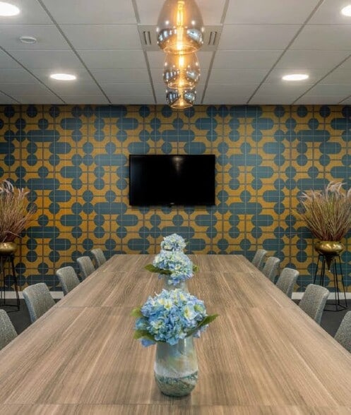 19 Threefield Ln, Southampton à louer - Photo du bâtiment - Image 2 de 10