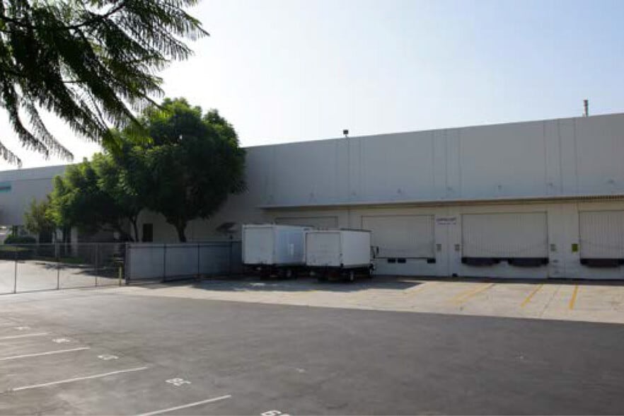 15736 E Valley Blvd, City of Industry, CA for lease - Building Photo - Image 2 of 12