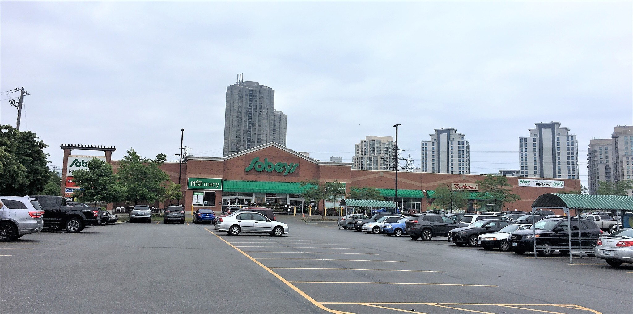 125 The Queensway, Toronto, ON à vendre Photo du bâtiment- Image 1 de 1