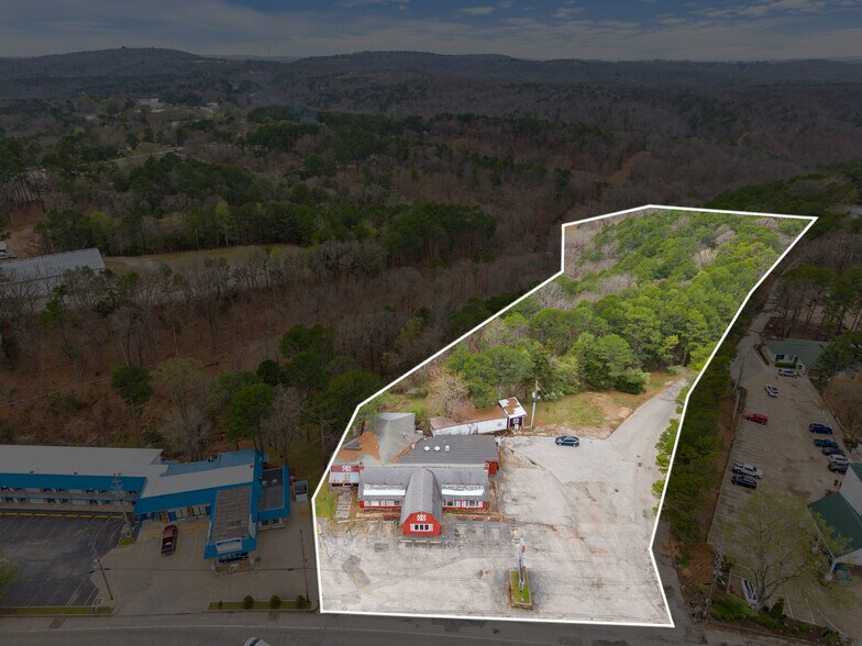 104 Huntsville Dr, Eureka Springs, AR à vendre - Photo du bâtiment - Image 2 de 21