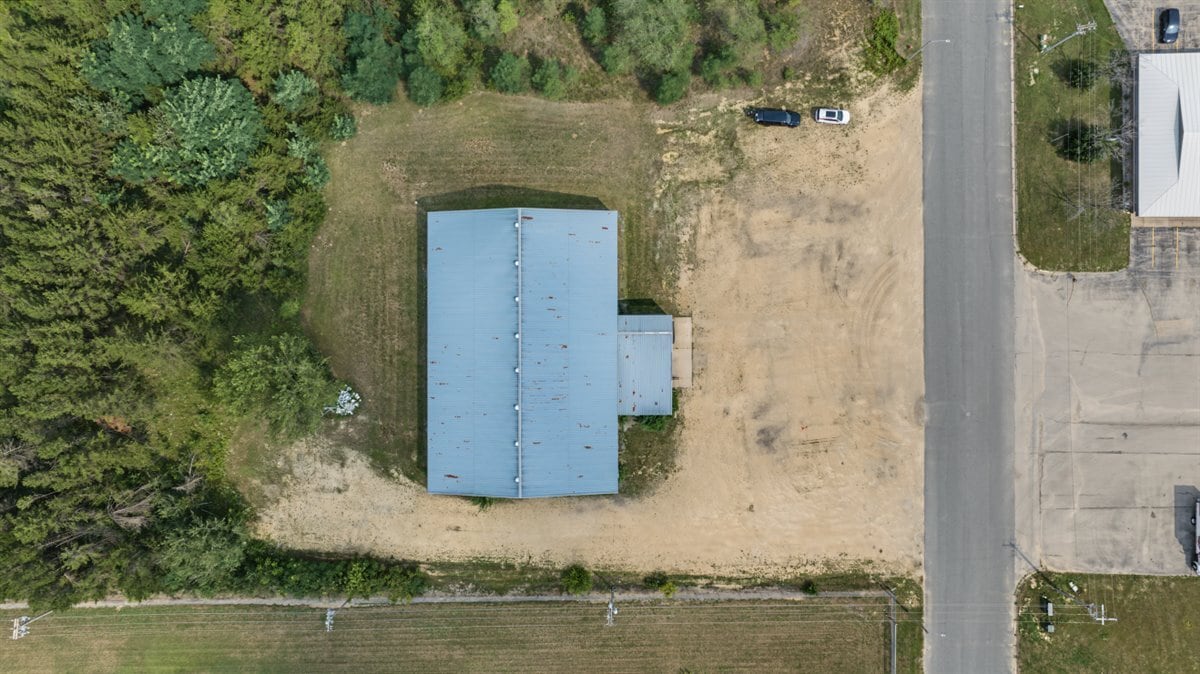 211 Toro rd, Tomah, WI for lease Primary Photo- Image 1 of 33