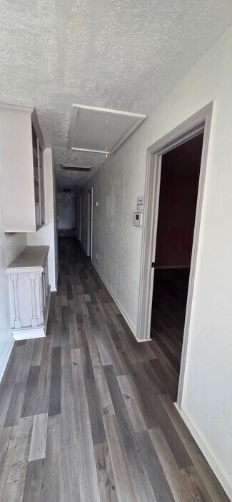 More details for 309 E Main St, Humble, TX - Retail for Lease