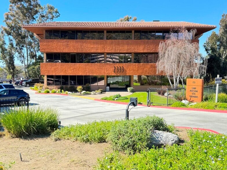 2333 Camino del Rio S, San Diego, CA à louer - Photo du bâtiment - Image 1 de 9