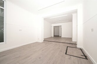 35 Catherine St, St. Albans for lease Interior Photo- Image 2 of 4
