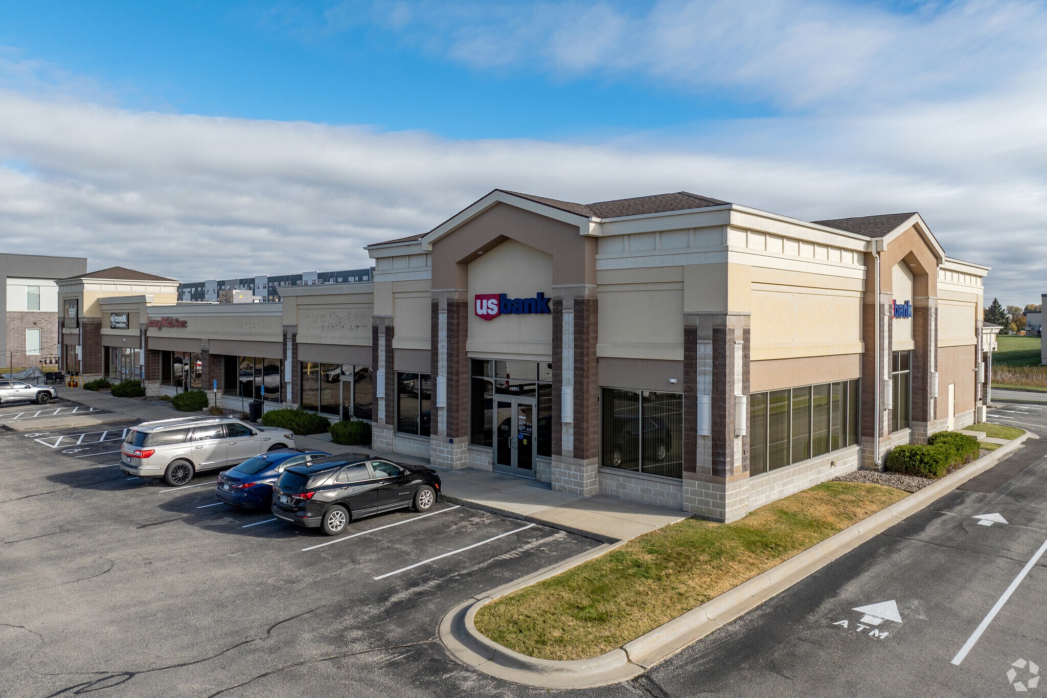 2665 Commerce Dr NW, Rochester, MN à louer Photo du bâtiment- Image 1 de 21