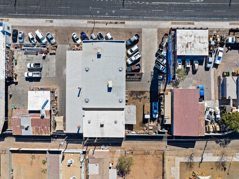 2824 E Washington St, Phoenix, AZ à vendre - Photo du bâtiment - Image 2 de 8