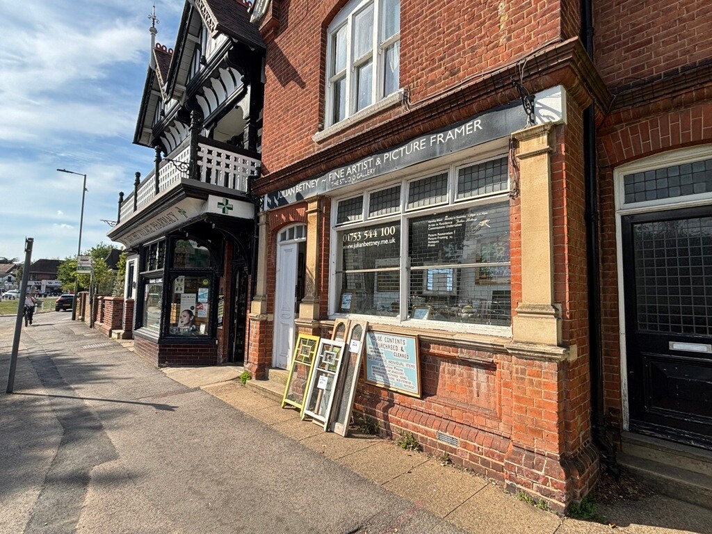 The Green, Datchet for sale Primary Photo- Image 1 of 6