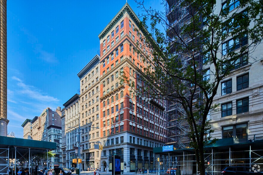 85 Fifth Ave, New York, NY à louer - Photo du bâtiment - Image 3 de 8