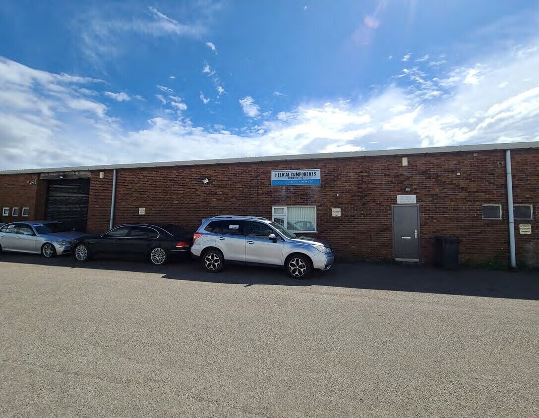 5-6 Telford Rd, Exhall for lease Building Photo- Image 1 of 2