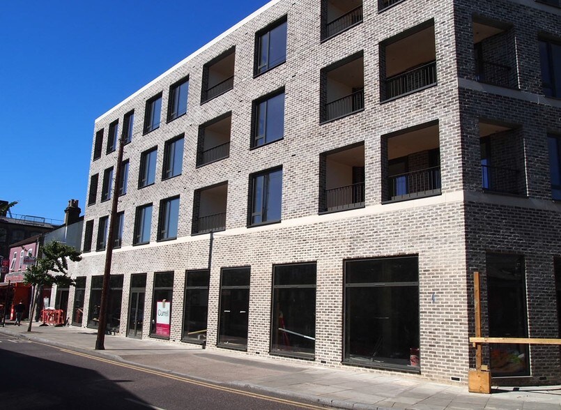 61 Wallis Rd, Londres à louer - Photo du bâtiment - Image 3 de 7