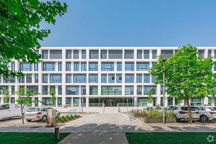 Camino Cerro de los Gamos, 1, Pozuelo de Alarcón, Madrid for lease - Building Photo - Image 2 of 4