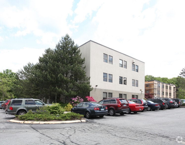 491 Gold Star Hwy, Groton, CT for lease - Primary Photo - Image 1 of 7