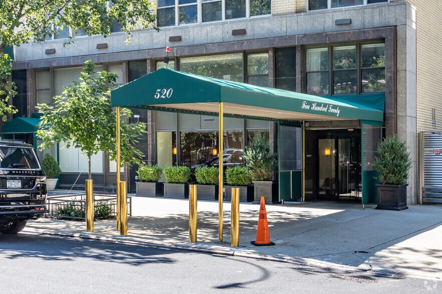 520 E 72nd St, New York, NY for sale - Building Photo - Image 2 of 8
