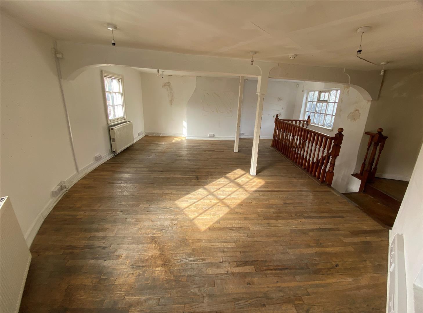 83 High St, Wimborne à louer Photo intérieure- Image 1 de 5