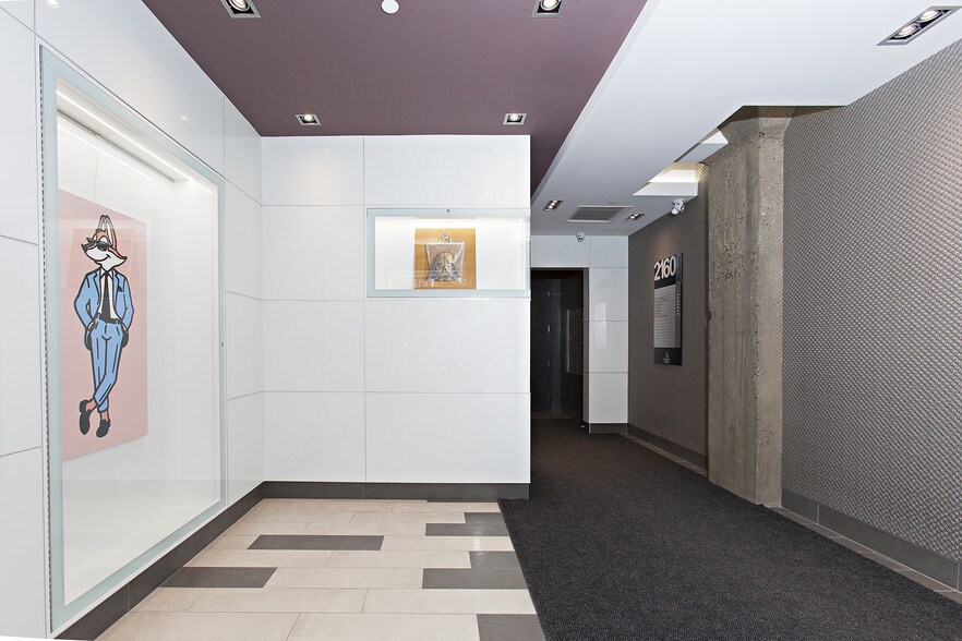 2160-2170 Rue de la Montagne, Montréal, QC for lease - Lobby - Image 3 of 11