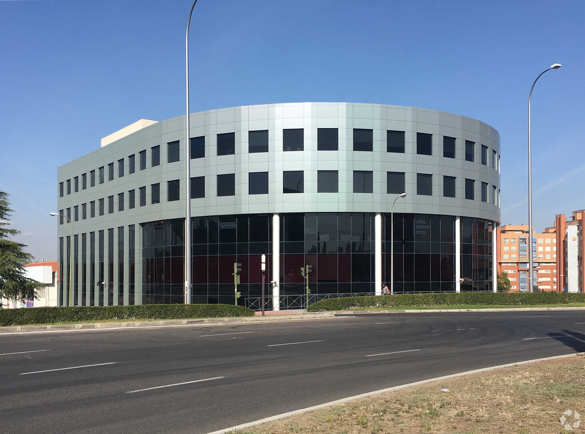 Office in Madrid, Madrid for lease Primary Photo- Image 1 of 25