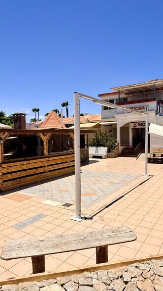 Calle Happag Lloyd, 12, Pájara, Las Palmas for sale - Building Photo - Image 2 of 18
