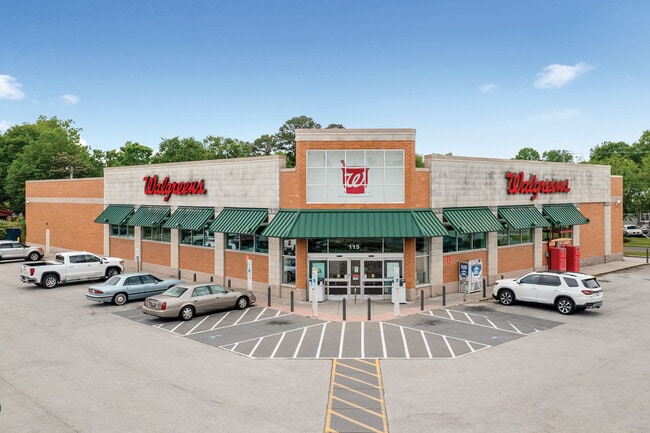 More details for 115 W Main St, Beulaville, NC - Retail for Sale