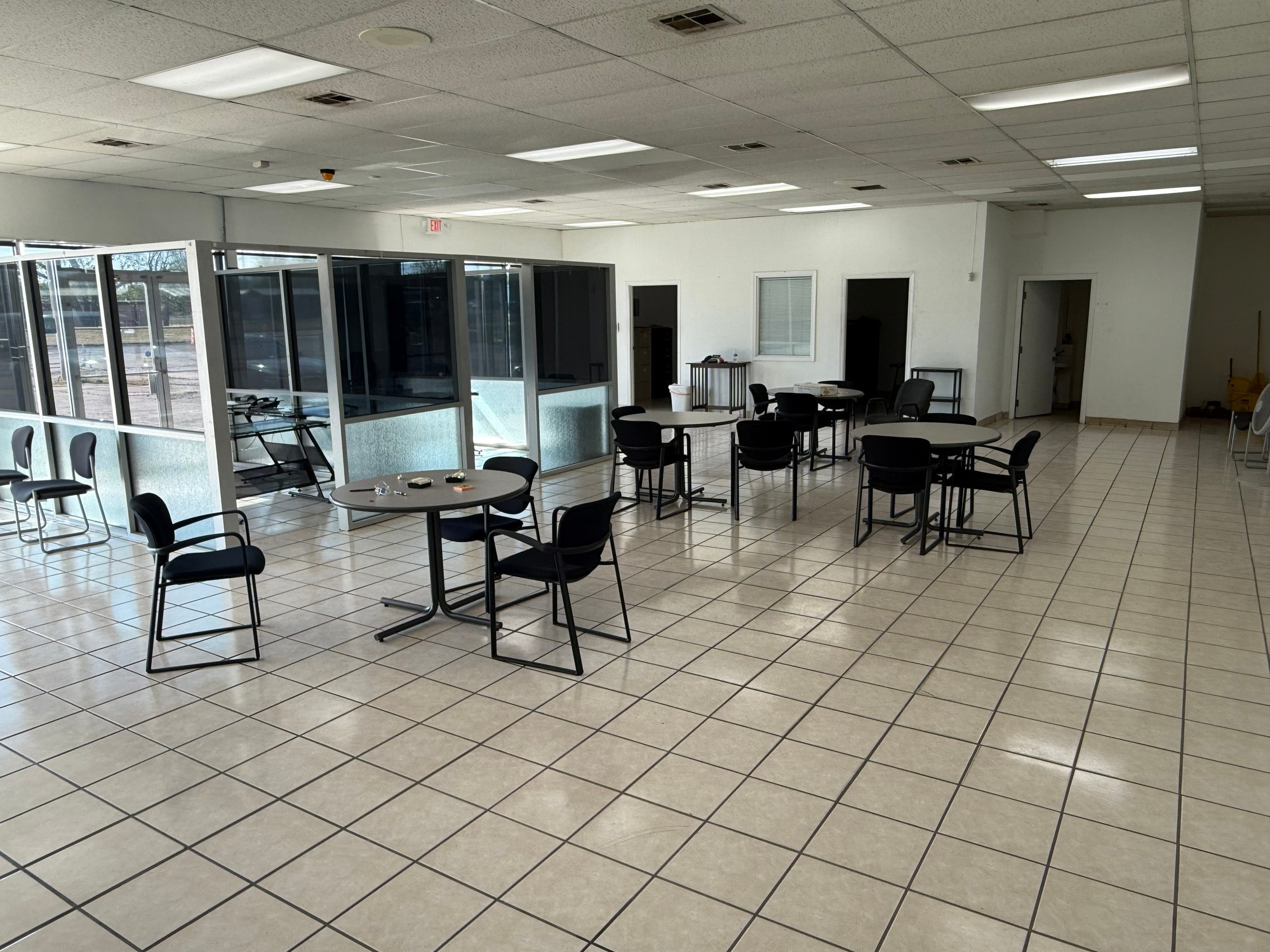 6601 S Shields Blvd, Oklahoma City, OK for lease Interior Photo- Image 1 of 31