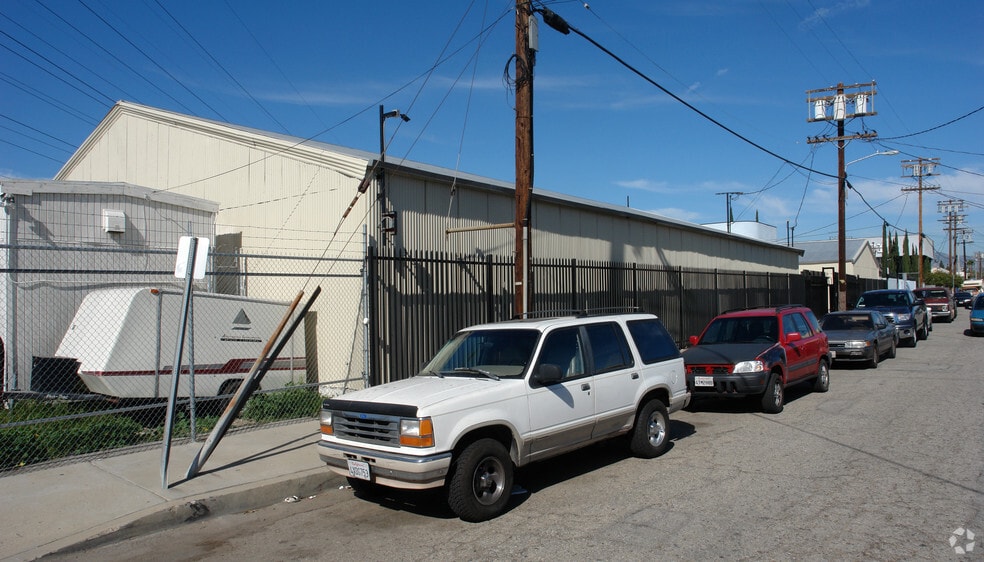 11823 Sherman Way, North Hollywood, CA à vendre - Photo principale - Image 1 de 4