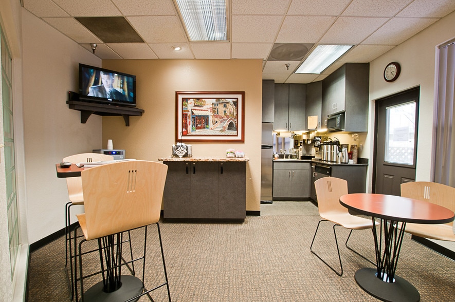 3550 Watt Ave, Sacramento, CA for lease - Interior Photo - Image 3 of 8