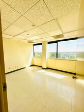 4221 Walney Rd, Chantilly, VA for lease Interior Photo- Image 2 of 4