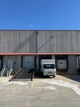 7407 Irvington Rd, Omaha, NE for lease Interior Photo- Image 1 of 5