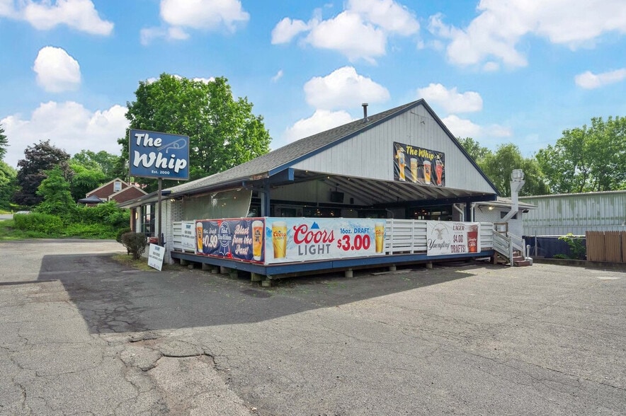 287 N Elm St, Westfield, MA for sale - Primary Photo - Image 1 of 60