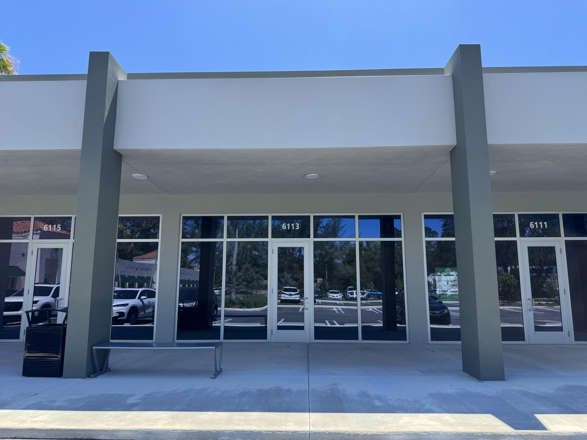 6101-6117 Miami Lakes Dr, Miami Lakes, FL for lease Interior Photo- Image 1 of 1