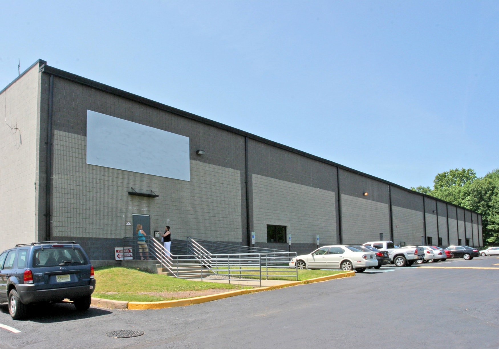 2001 Lower Rd, Linden, NJ for lease Primary Photo- Image 1 of 5