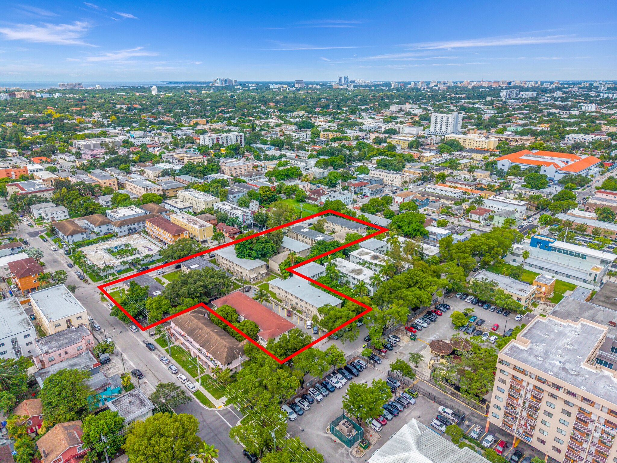 931 SW 3rd St, Miami, FL à vendre Photo du bâtiment- Image 1 de 16