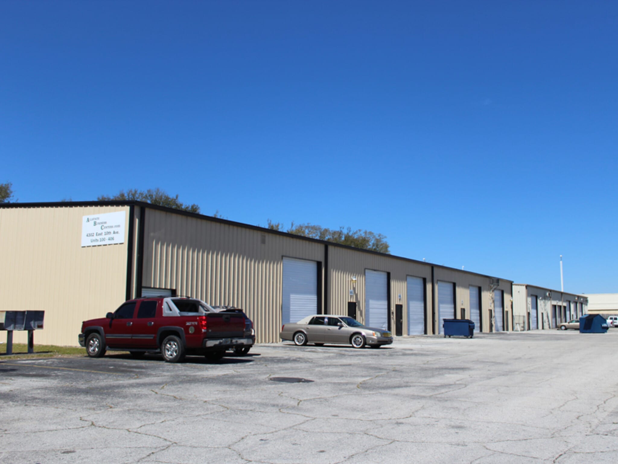 4302 E 10th Ave, Tampa, FL for lease Primary Photo- Image 1 of 8
