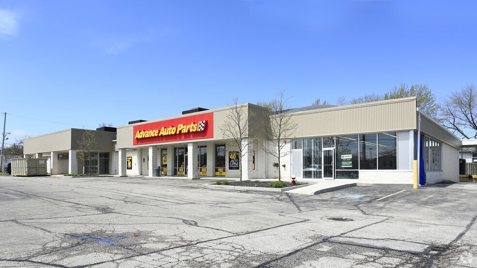 34225 Vine St, Eastlake, OH à vendre - Photo principale - Image 1 de 9