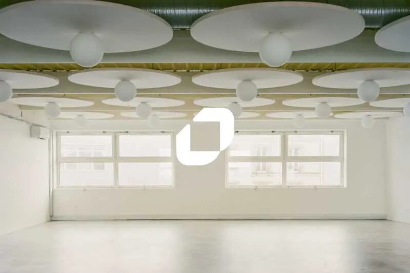 Bureau dans Montreuil à louer - Photo du bâtiment - Image 2 de 11