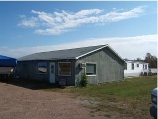 Plus de détails pour 41468 State Route 12, Clayton, NY - Commerce de détail à vendre