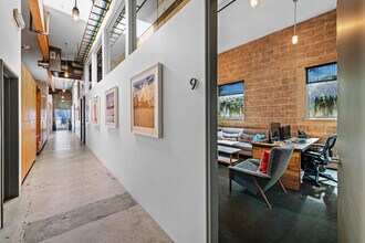 1707 12th St, Santa Monica, CA for lease Interior Photo- Image 2 of 14